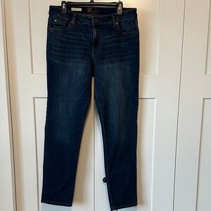 Kut from the Kloth Indigo Straight Leg Jeans